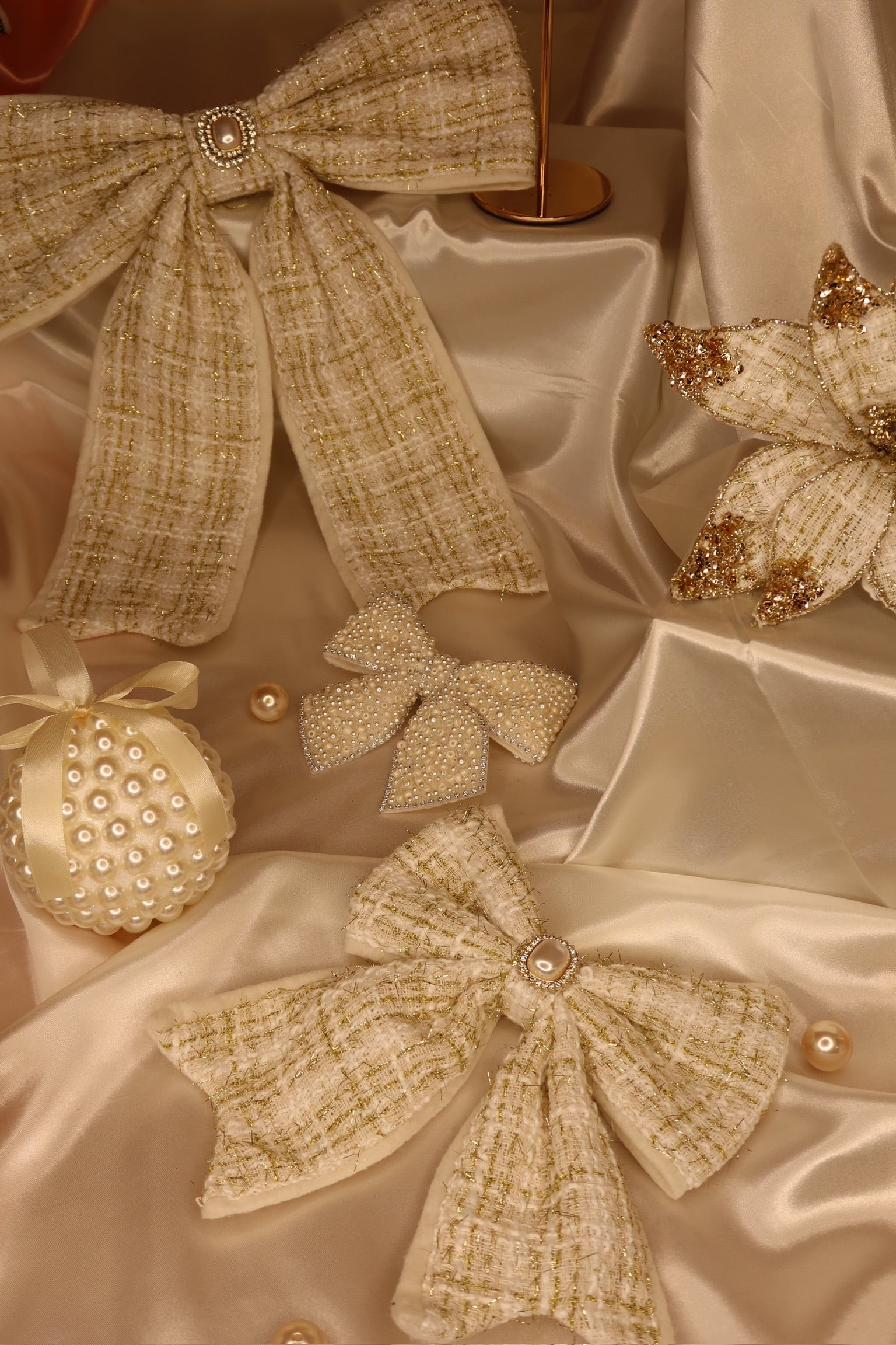 Ribbons & Bows