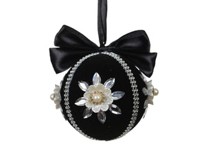 Victoria Kissmas Bauble 8cm