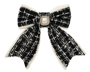 The Marion Kissmas Bow Black 14cm