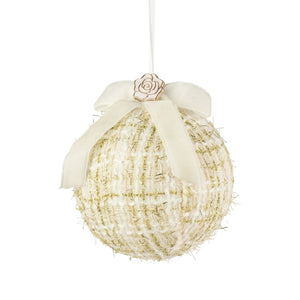 The Anastasia Kissmas Bauble 10cm